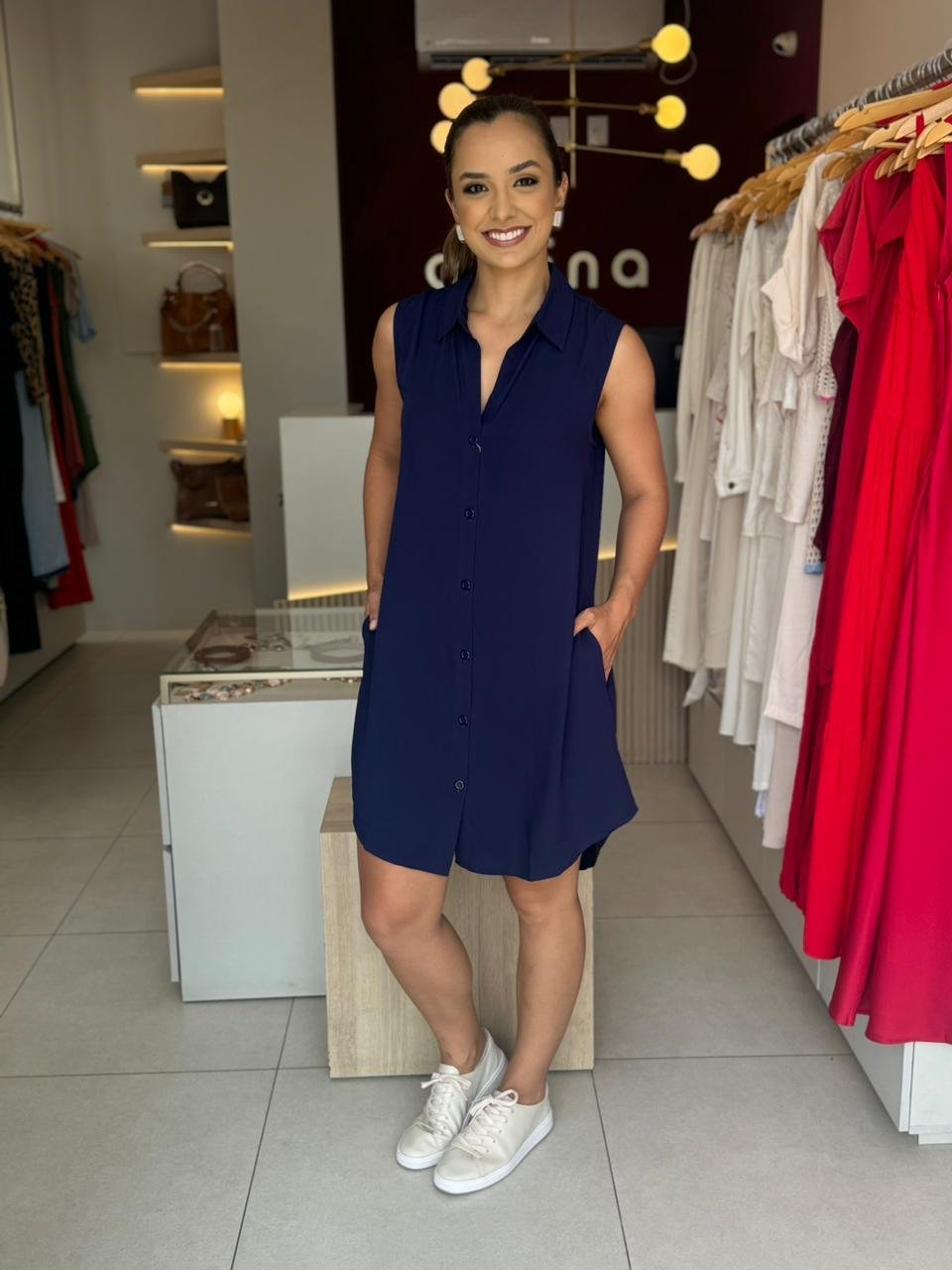 Vestido Chemise Curto Regata Nude – Casual Elegante